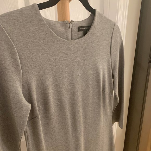 Dress - Picture 3 of 4